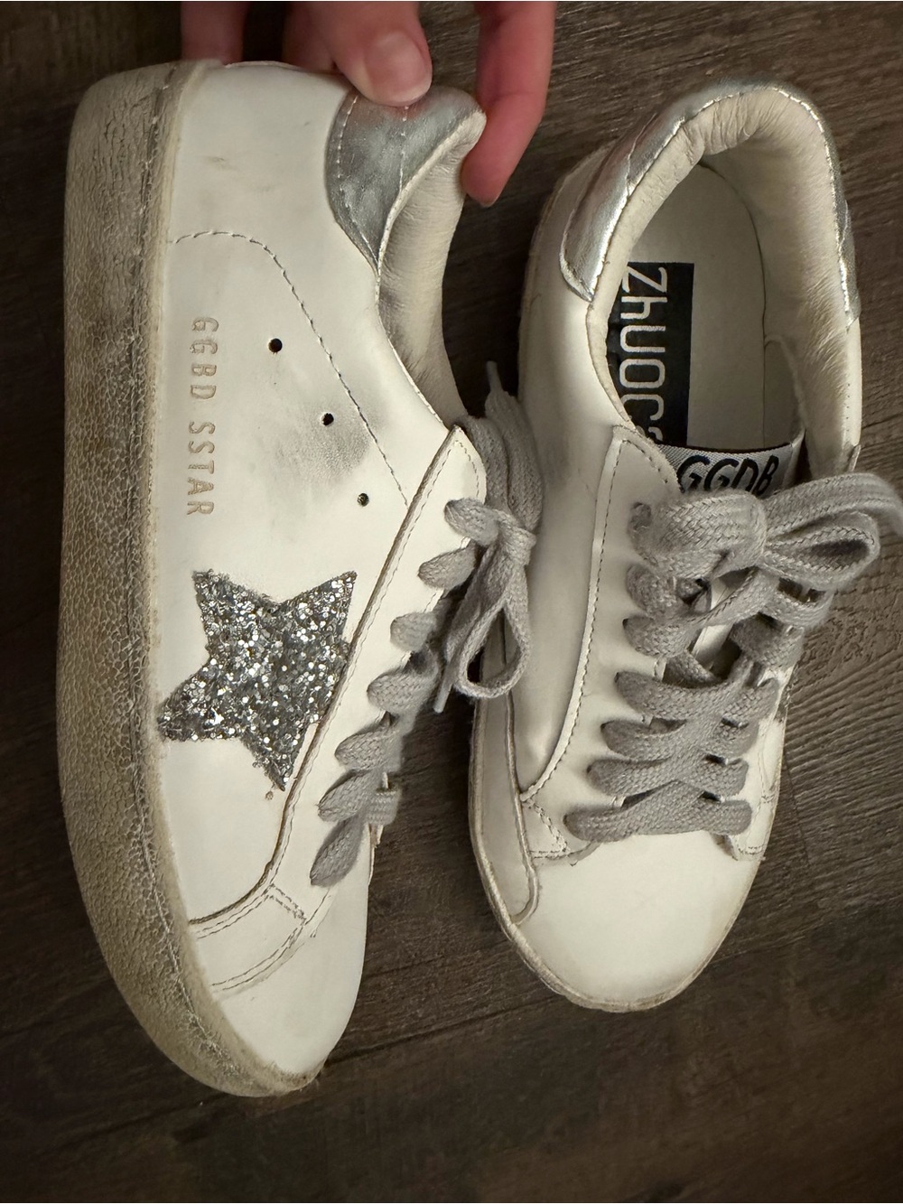 GGDB-Style White Leather Sneakers with Silver Glitter Star